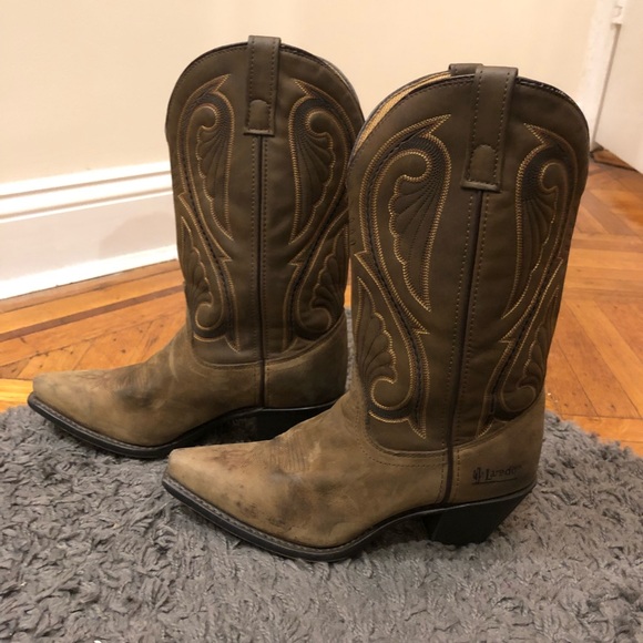 Laredo Shoes - Laredo Women’s Distressed Cowboy Boots